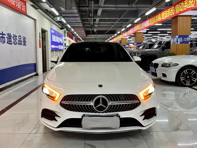 MERCEDES-BENZ A CLASS