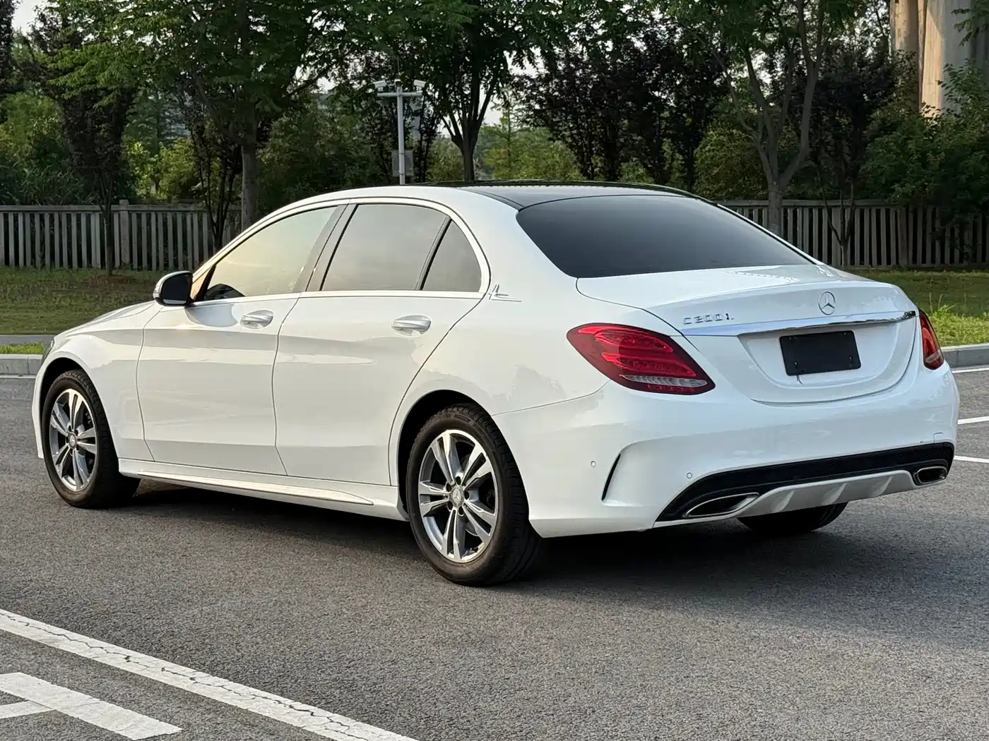 Mercedes-Benz C-Class 2017 Facelift C 200 L Sport Edition фото 4
