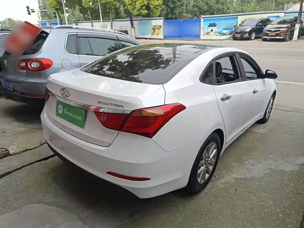 Hyundai Mistra 2014 1.8L Auto Smart GLS фото 7