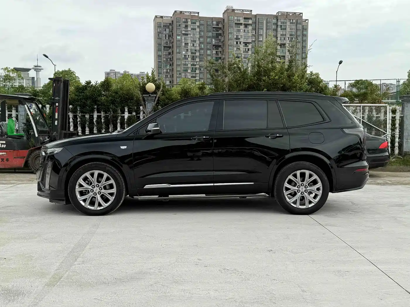 Фото 3 - Cadillac XT6
