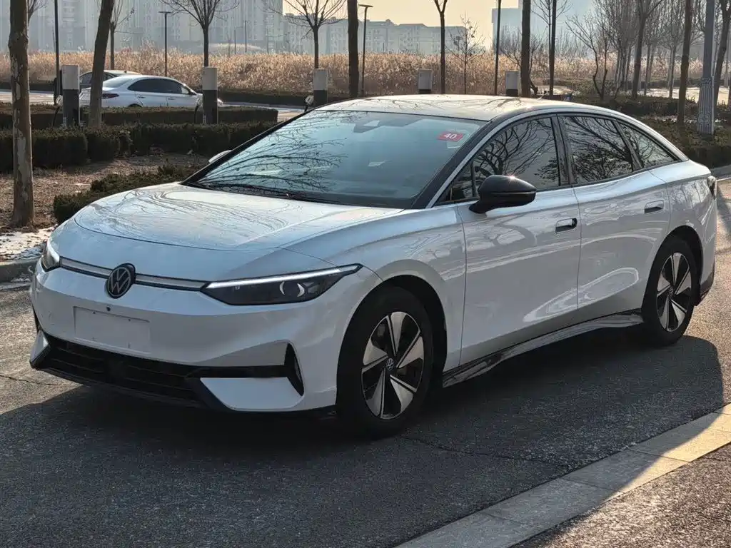 VOLKSWAGEN ID.7 VIZZION