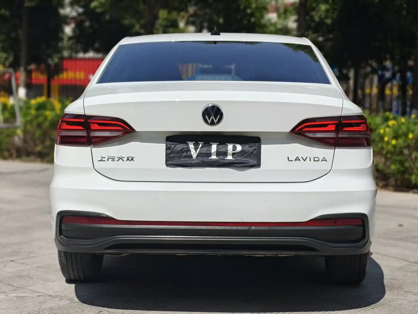 Volkswagen Lavida 2024 Model 1.5L Automatic Delight Edition фото 6