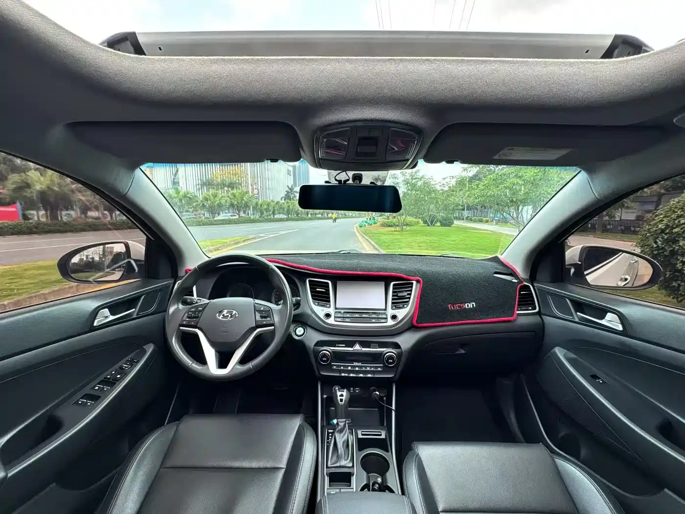 Hyundai Tucson 2015 1.6T Dual Clutch 2WD Smart фото 2