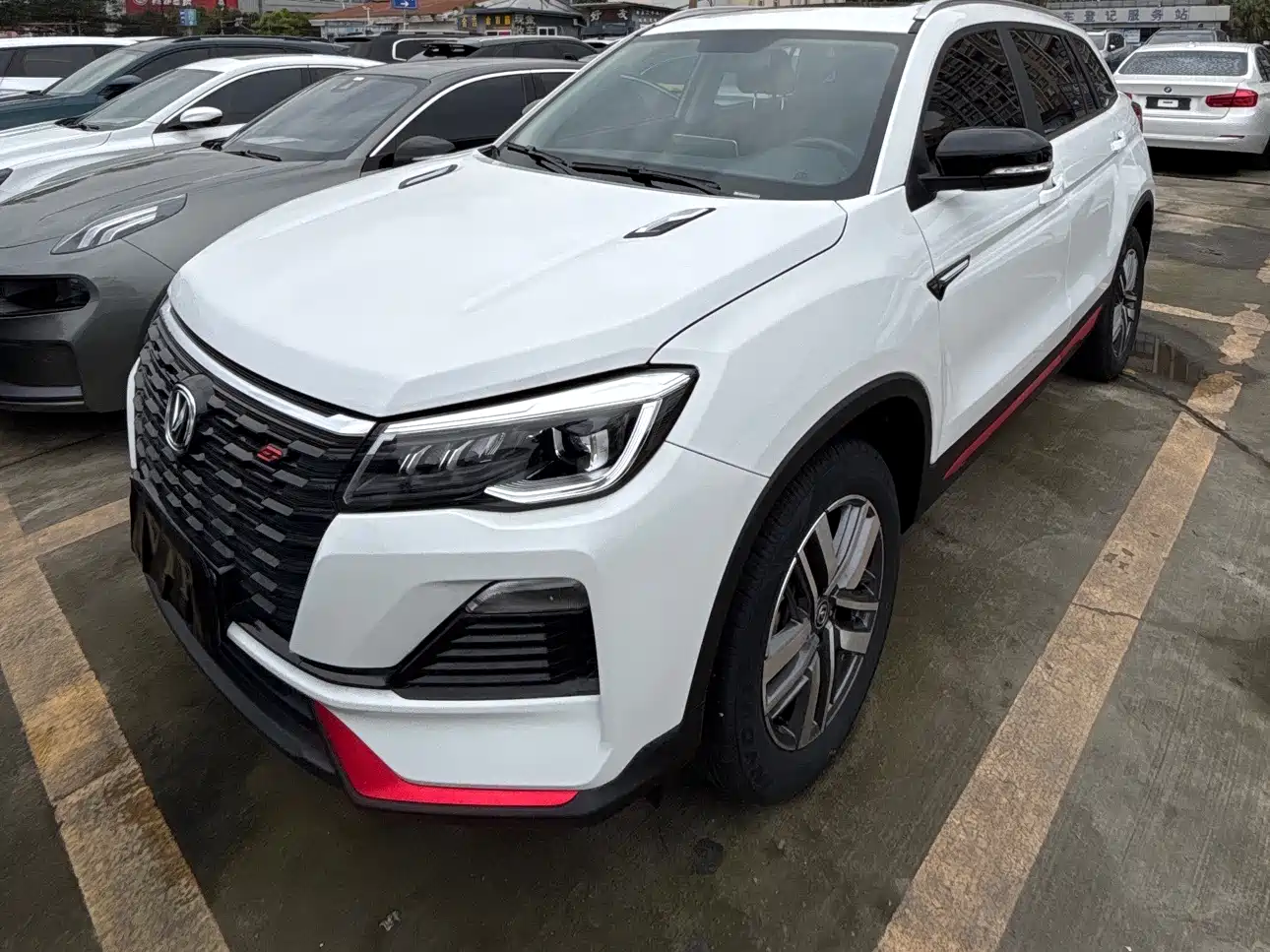 CHANGAN CS75