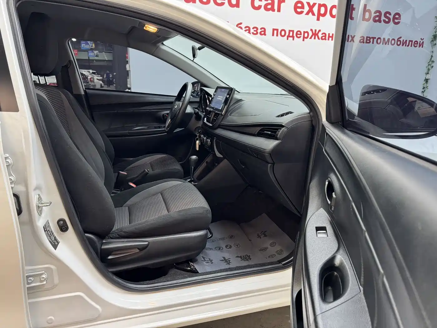 Toyota Vios FS 2021 1.5L CVT Fengchi Edition фото 9