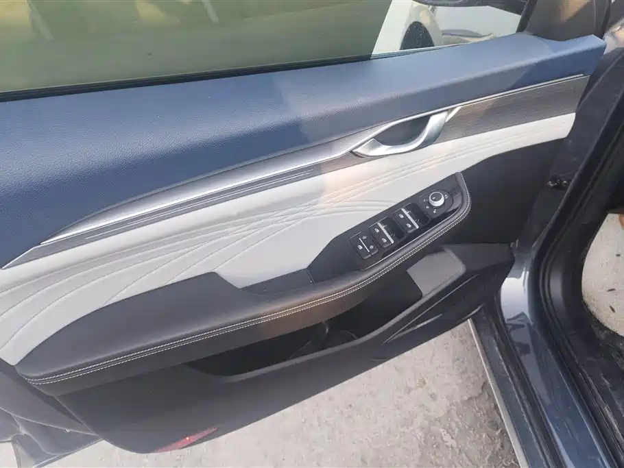 GEELY AUTOMOBILE XINGRUI