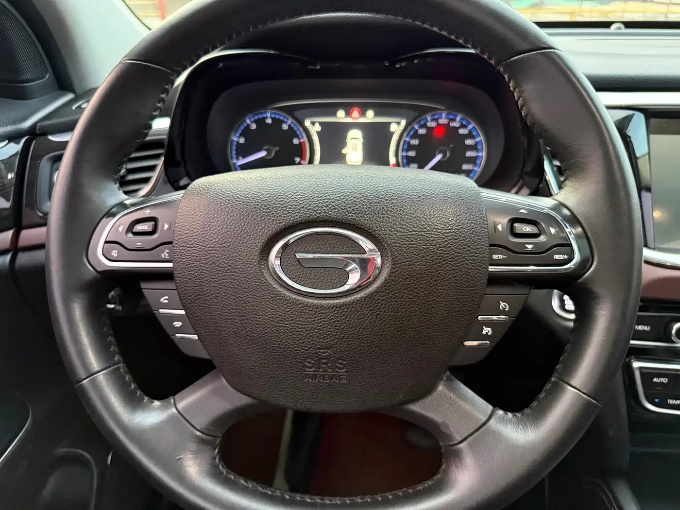 GAC Trumpchi Trumpchi GS8 2017 320T 2WD Luxury Edition (7-Seater) фото 10