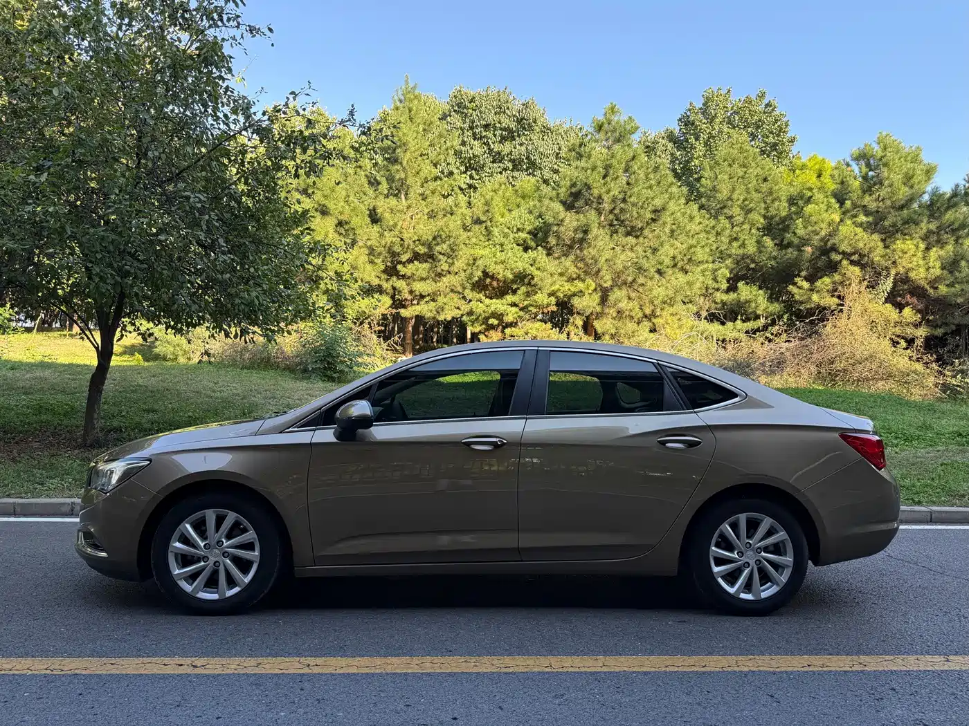 Buick Verano 2016 2015 Sedan 15S Automatic Leading