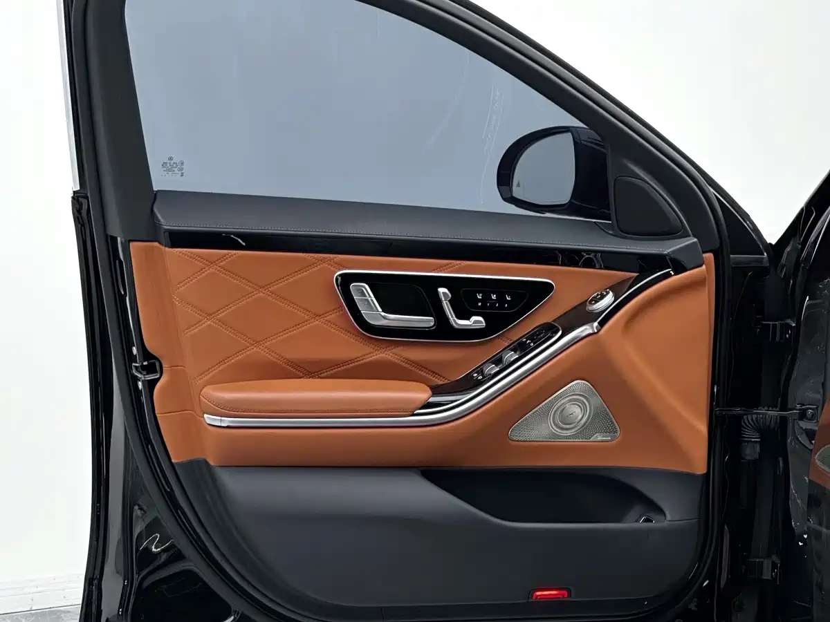 Mercedes-Benz Maybach S-Class 2024 Facelift S 480 4MATIC фото 9