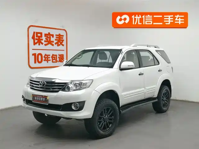 TOYOTA FORTUNER