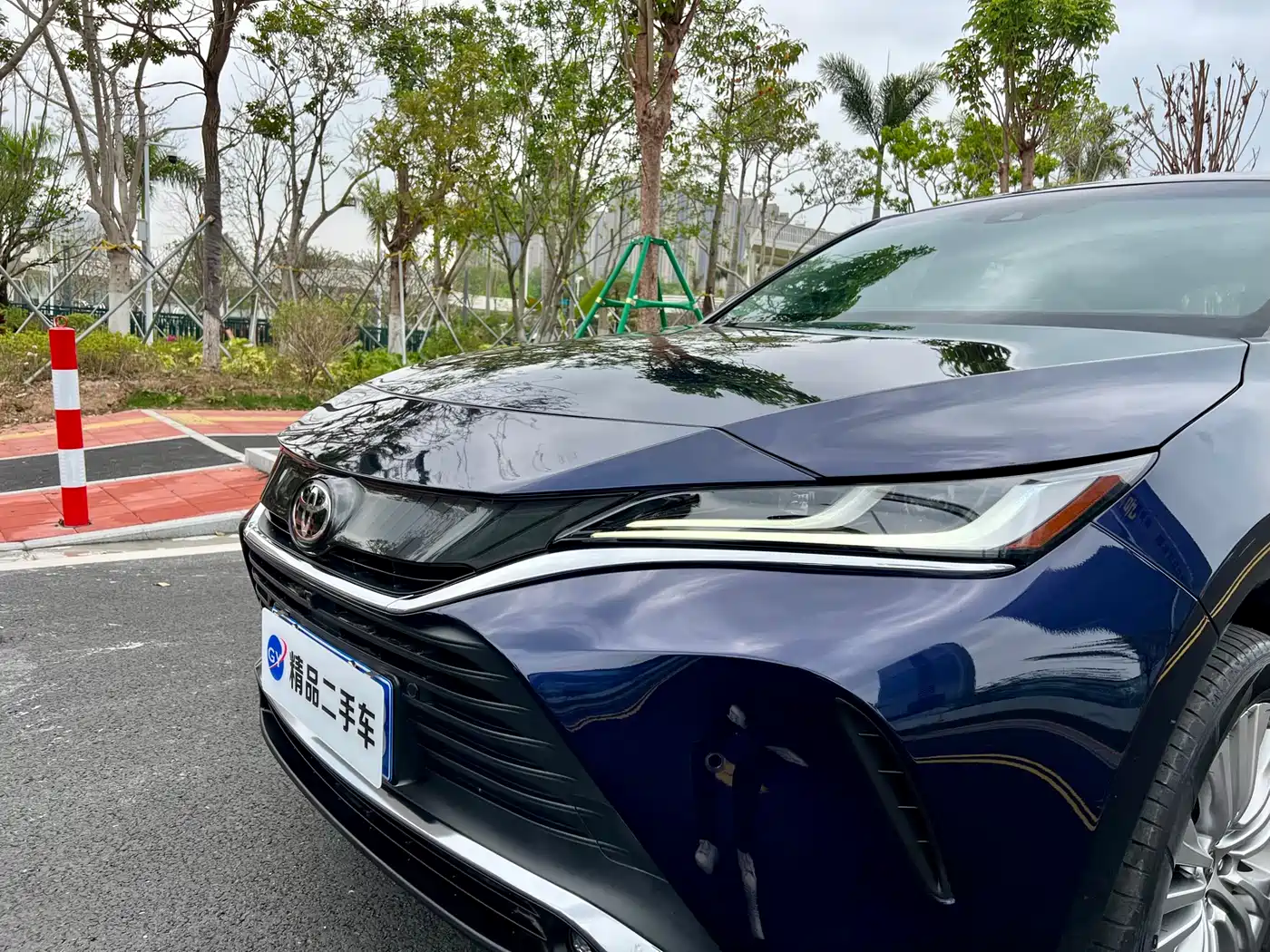 Toyota Lingfang HARRIER 2022 2.0L CVT 2WD Premium Edition фото 5