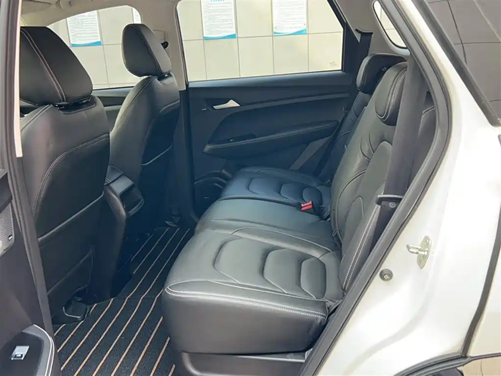 BAOJUN 530