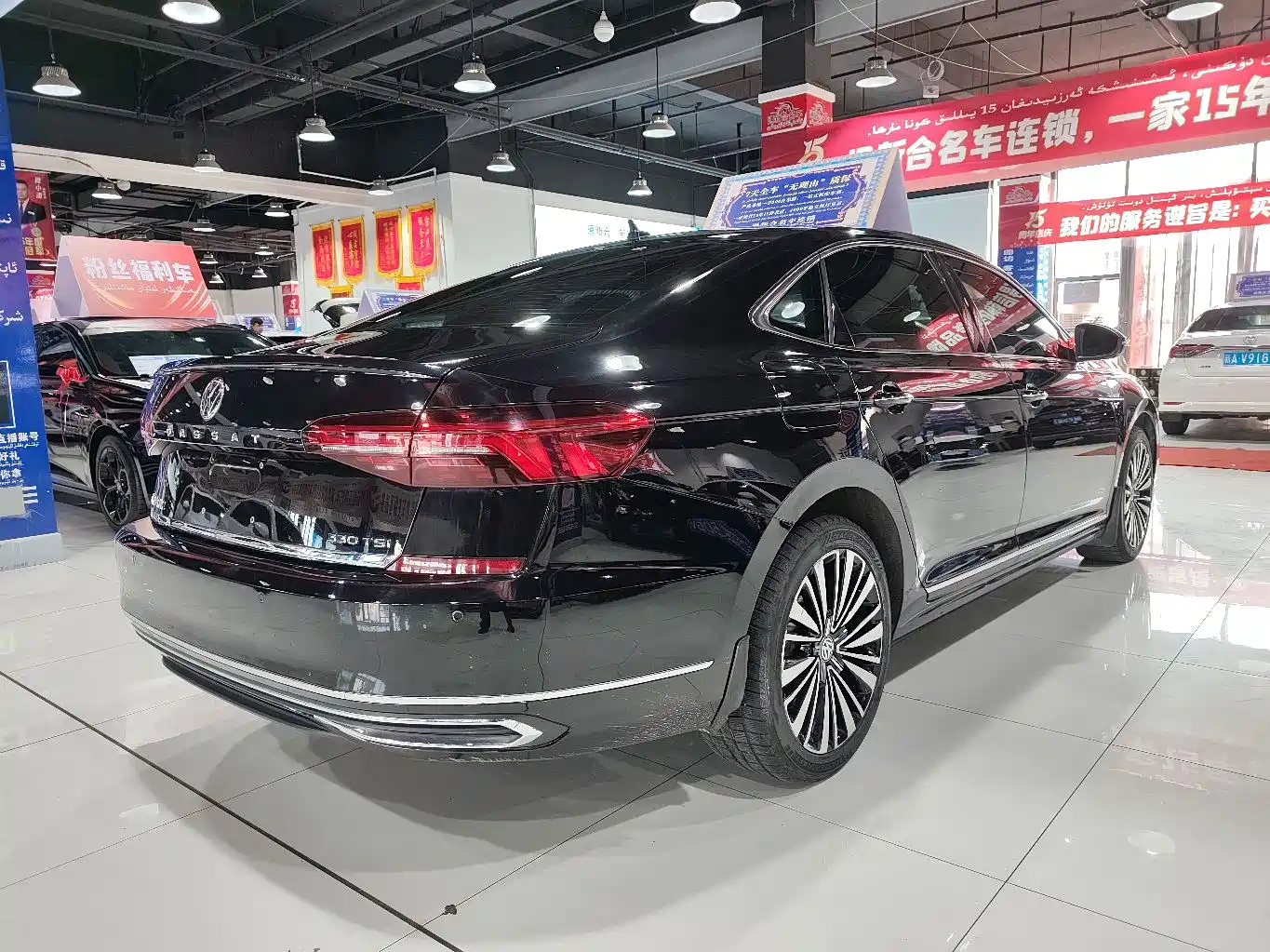 Volkswagen Passat 2019 330TSI Premium Edition China V фото 9