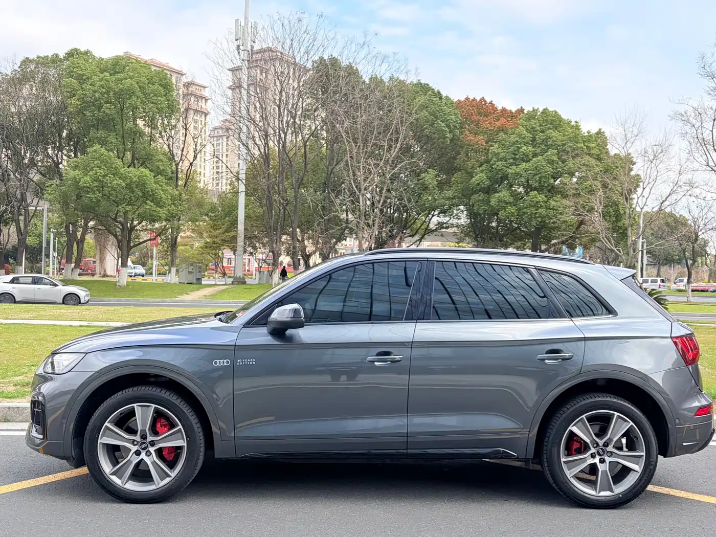 Audi Q5L 2021 40 TFSI Premium Life Edition фото 4