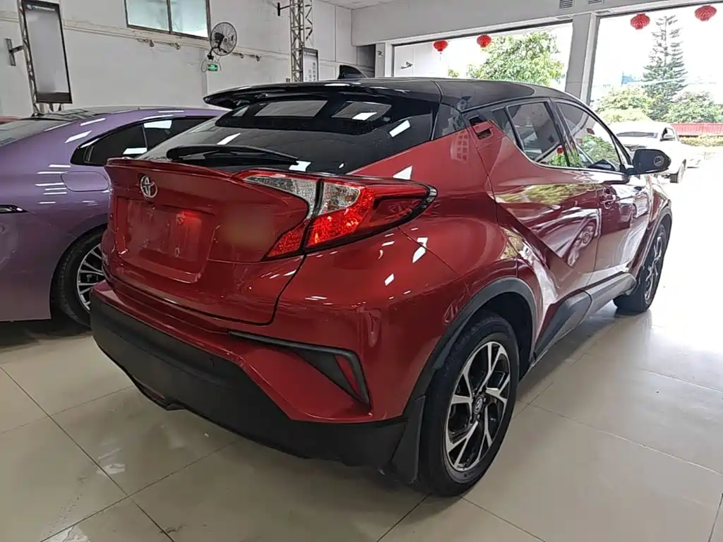 Toyota C-HR 2020 2020 Model 2.0L Leading