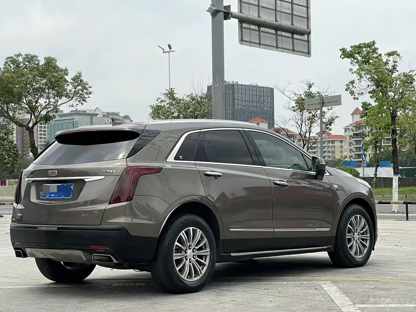 Cadillac XT5 2016 28T AWD Luxury Model фото 4
