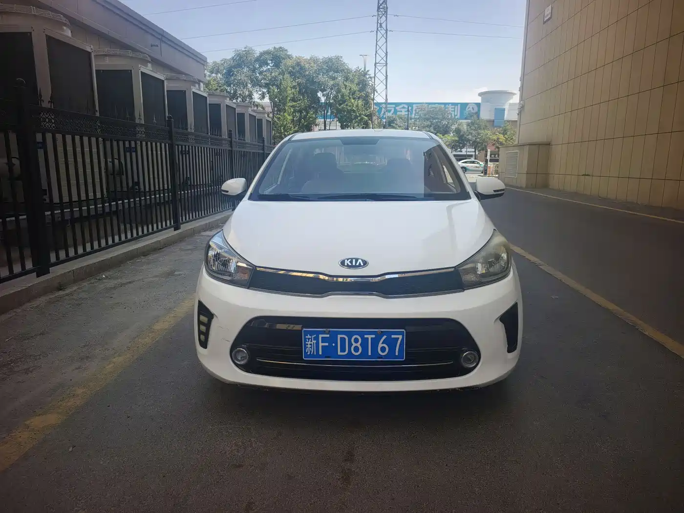 Kia Huan Chi 2017 1.4L Manual Deluxe Luxury фото 2