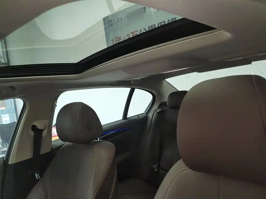 BMW 5 Series 2020 525Li Luxury Package фото 14