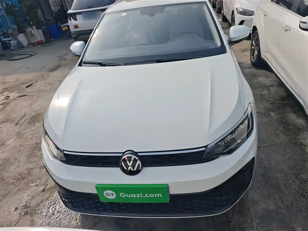 Volkswagen Lavida 2023 Xinrui 1.5L Auto Xinyi Edition фото 3