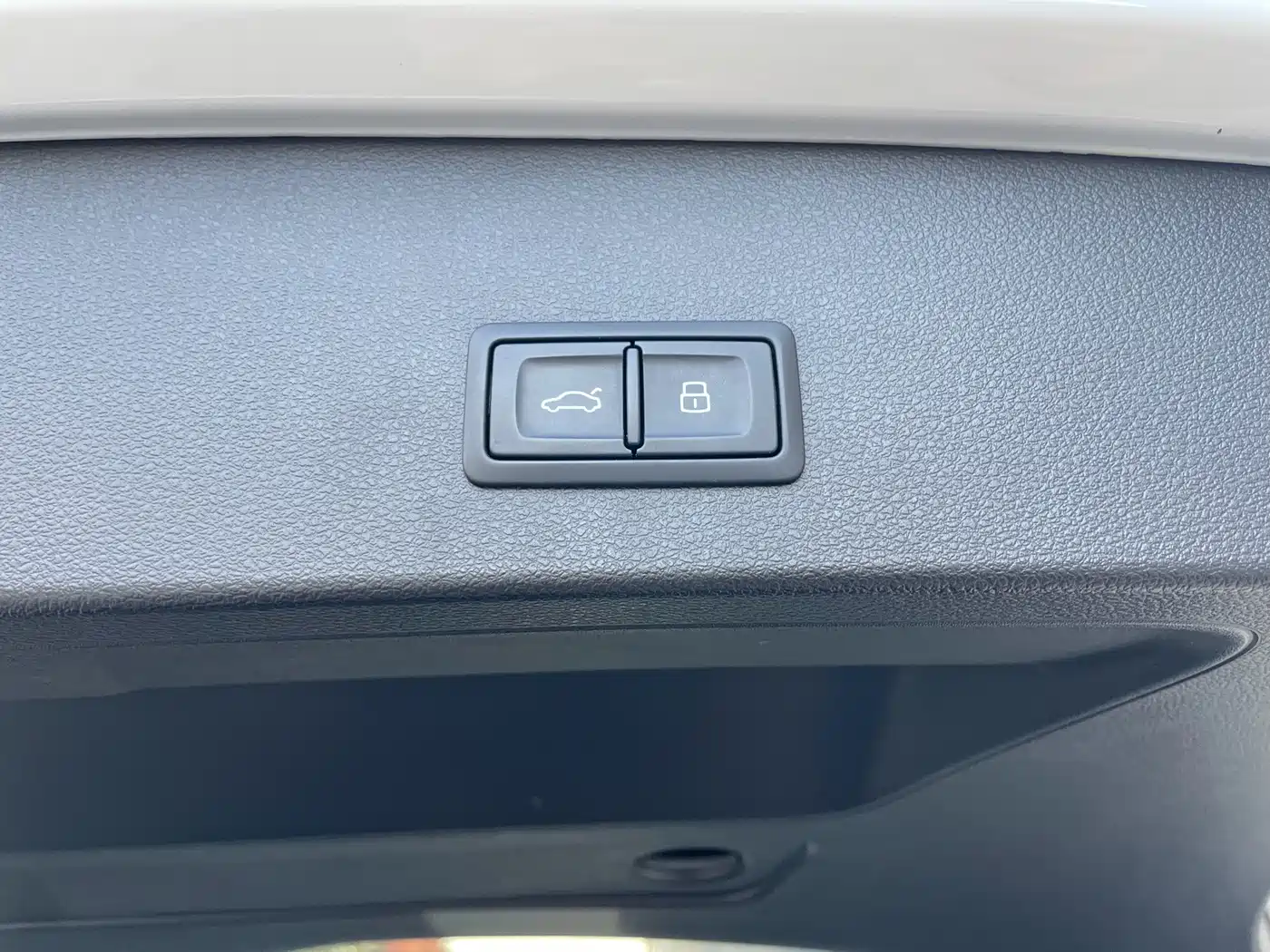 Фото 16 - Audi Q2L
