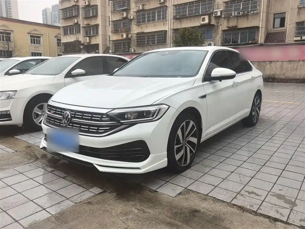 Volkswagen Sagitar 2023 300TSI DSG Surpassing Edition