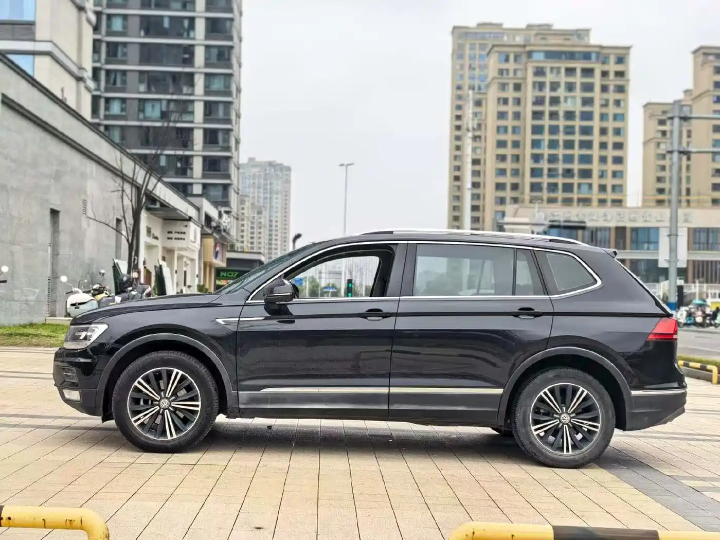 Volkswagen Tiguan L 2020 330TSI Auto 2WD Panorama Comfort China VI фото 4