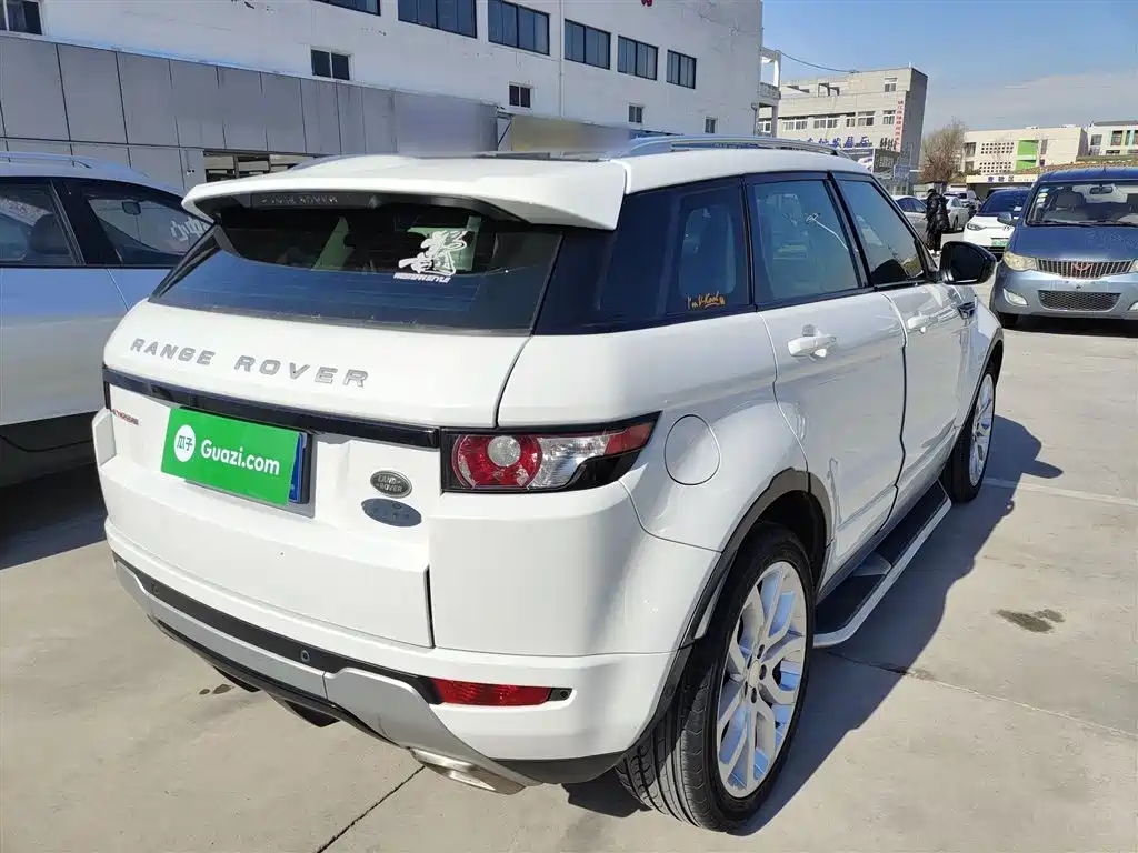 Land Rover Range Rover Evoque (Import) 2015 2.0T 5-door Dynamic Edition фото 23