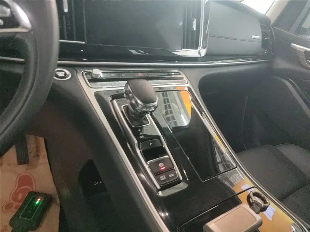 GAC Trumpchi Trumpchi M8 2021 Leading Show Series 390T Premium Edition фото 6