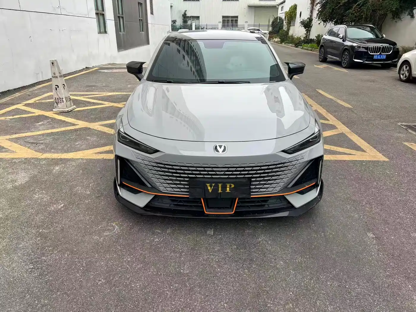 CHANGAN UNI-V