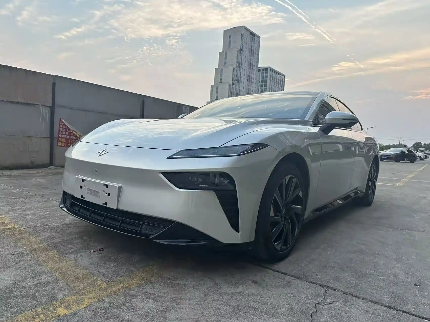 Фото 1 - Dongfeng Yipai eπ007