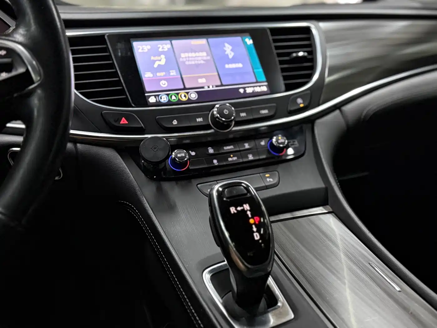 Фото 10 - Buick LaCrosse
