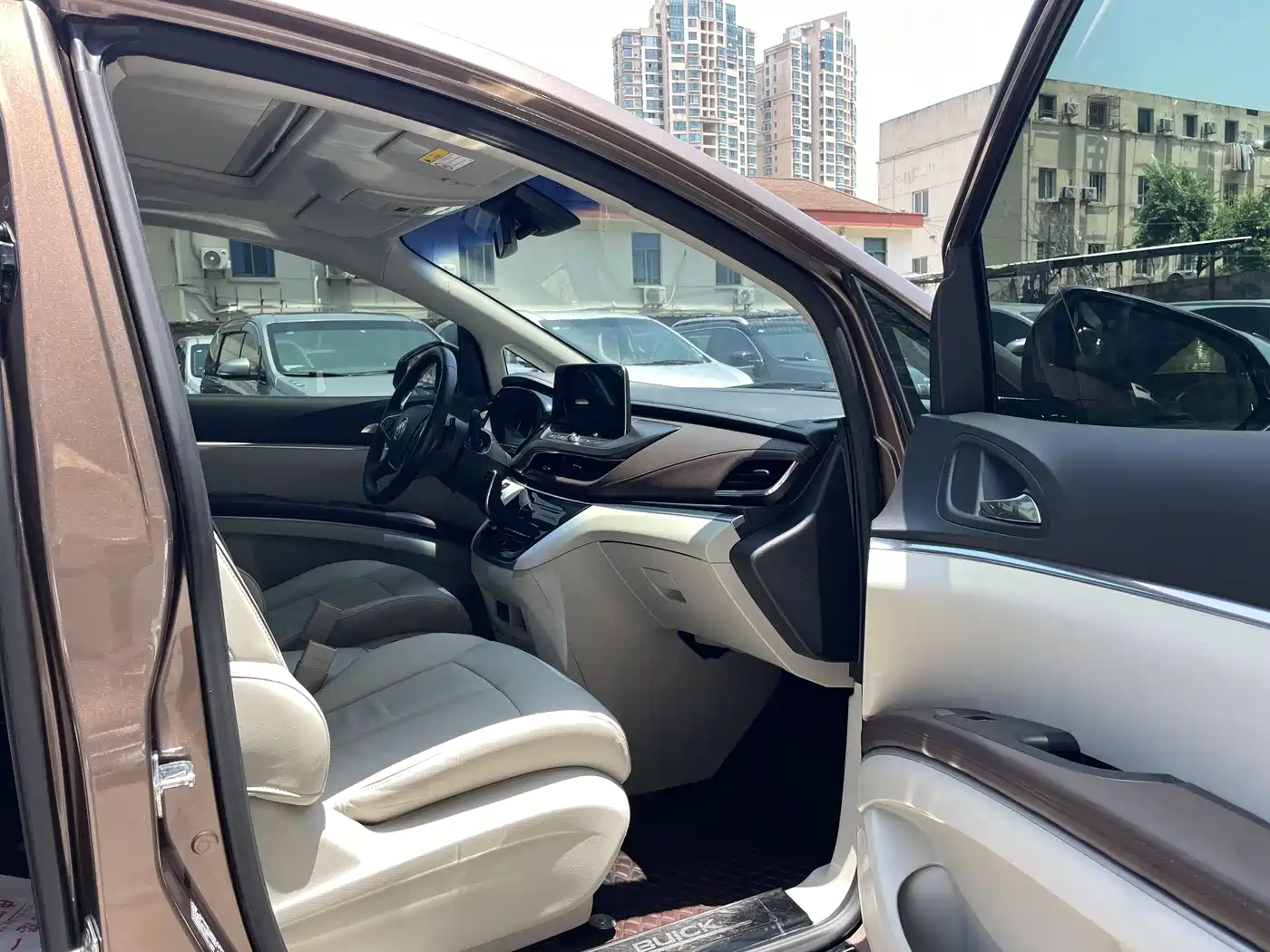 Buick GL8 2020 Model Land Business Class 652T Luxury фото 7