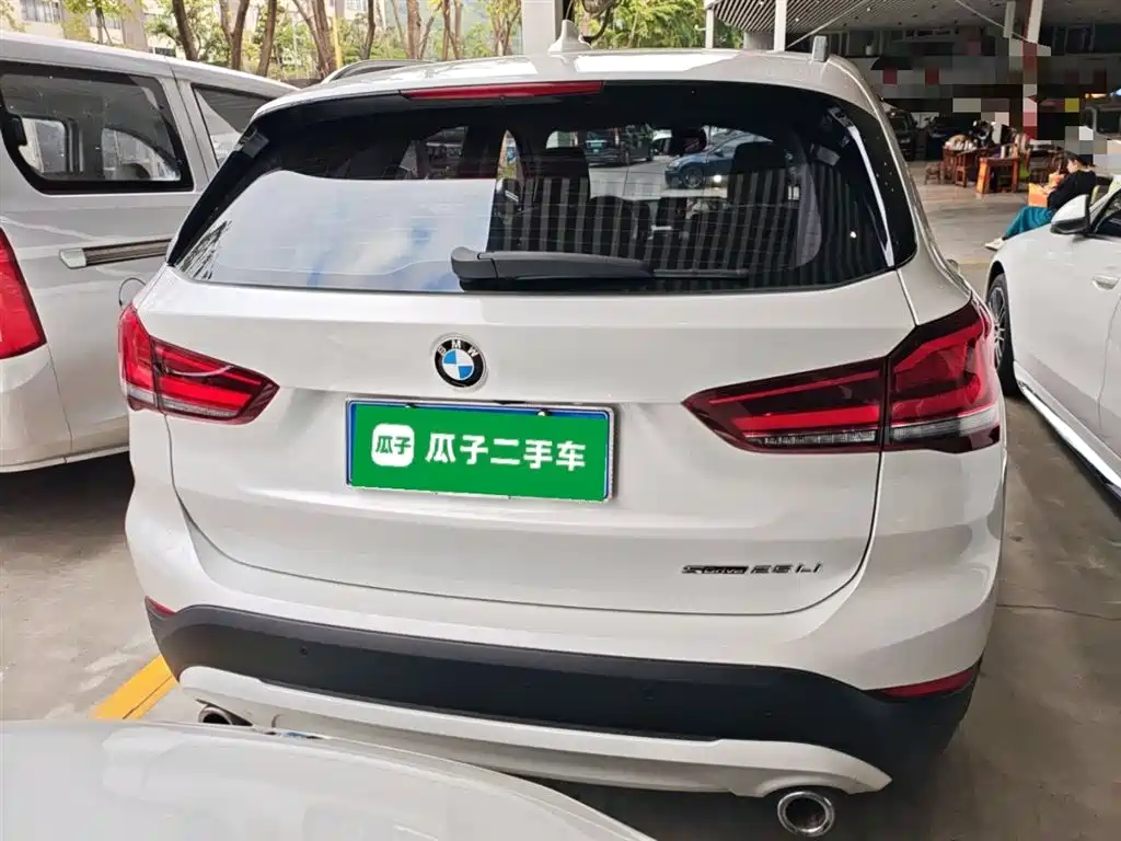 BMW X1 2021 sDrive25Li Leading фото 4