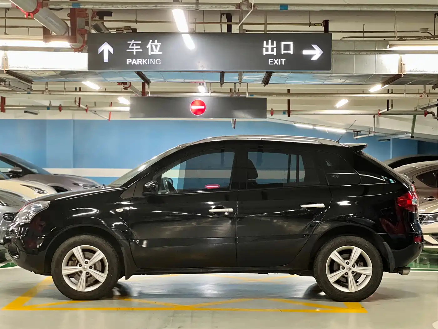 Renault Koleos (Import) 2010 2010 2.5L 4WD Luxury