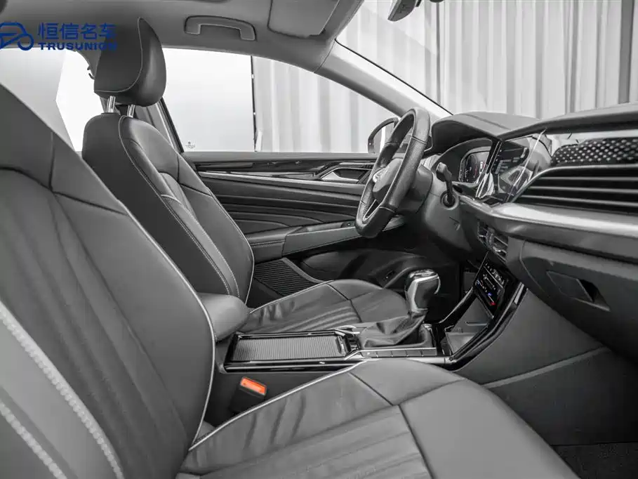 Volkswagen Passat 2022 330TSI Starlight Elite Edition фото 15