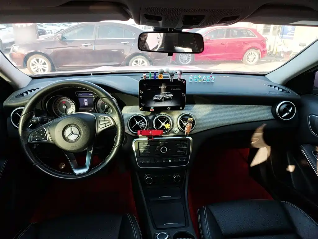 Mercedes-Benz GLA 2016 GLA 220 4MATIC Fashion фото 6