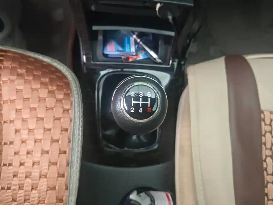 Haima Familia 2015 2014 M5 1.6L Manual Fashion