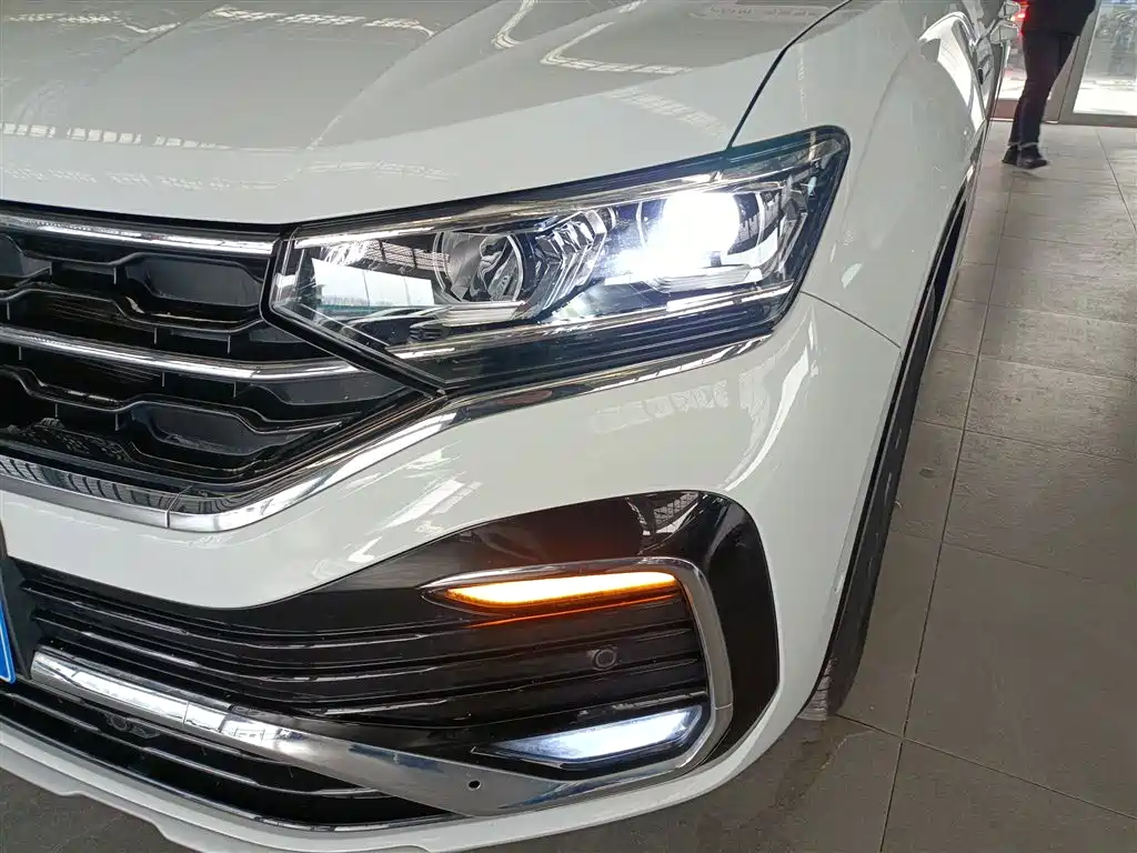 Volkswagen Tayron X 2020 380TSI 4WD Flagship Smart Edition фото 15