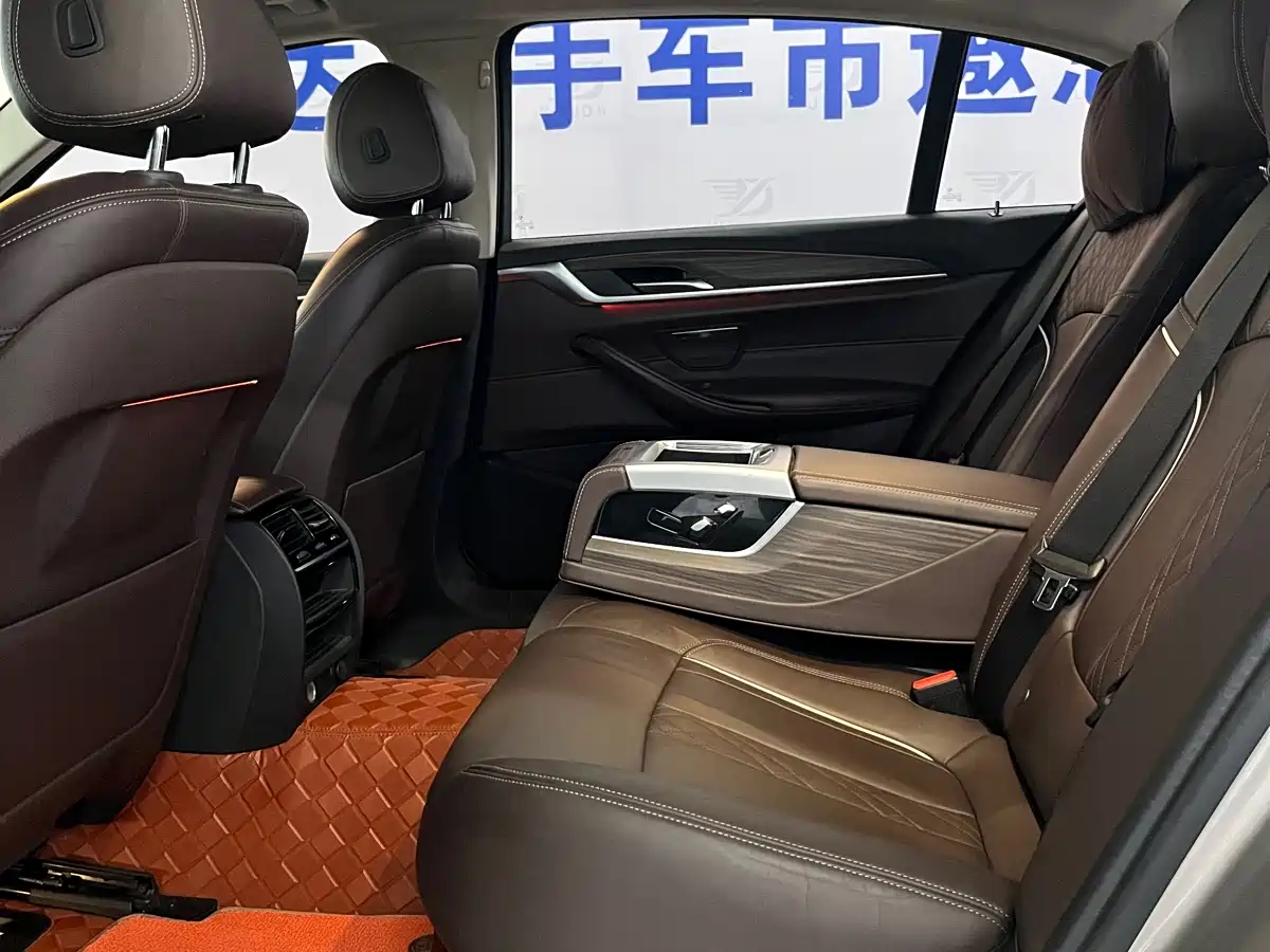 BMW 5 Series 2018 Facelift 530Li xDrive Luxury Package фото 10