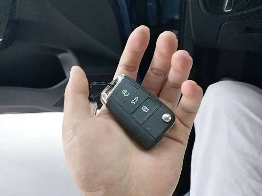 Photo 9 - Volkswagen Touran