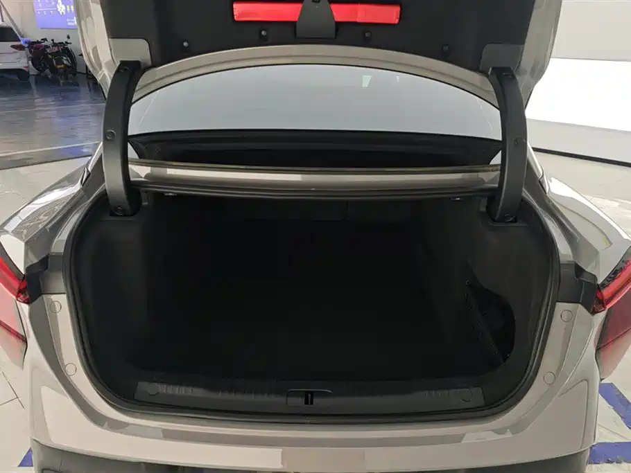 Hongqi EH7 2024 Model 760 Pro+ AWD фото 4