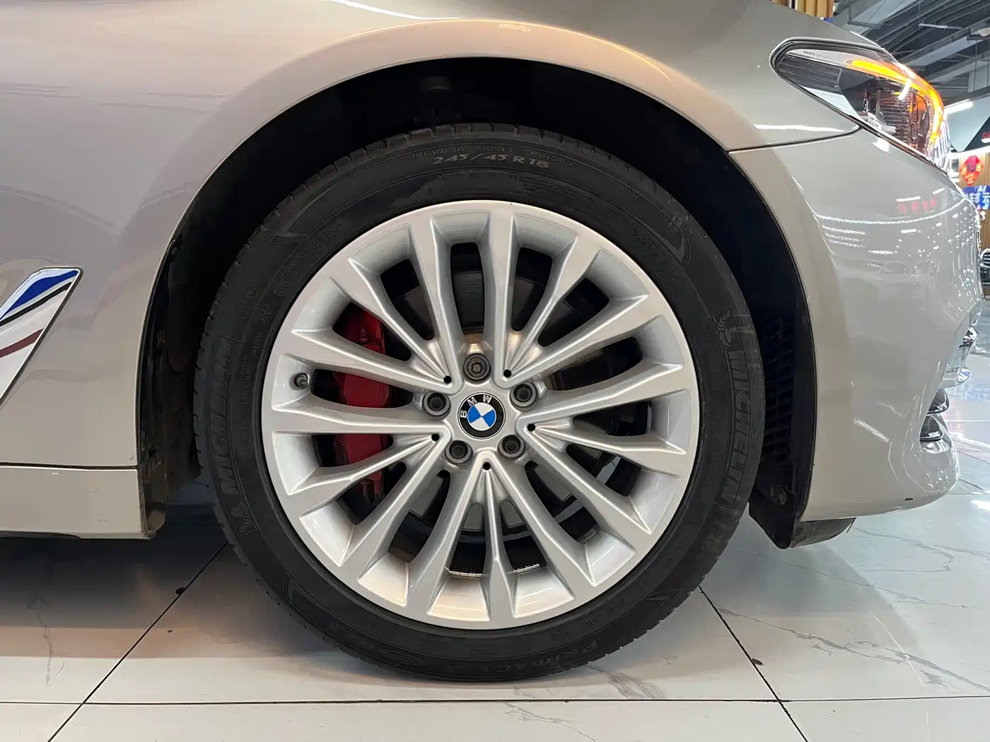 BMW 5 Series 2018 Facelift 530Li xDrive Luxury Package фото 7