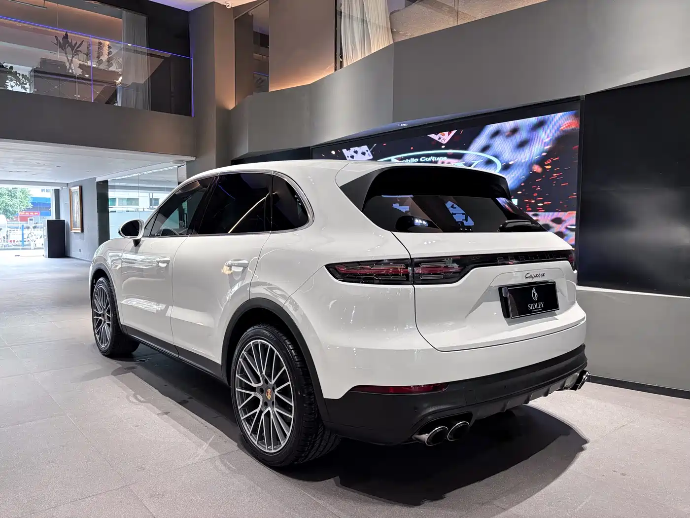PORSCHE CAYENNE