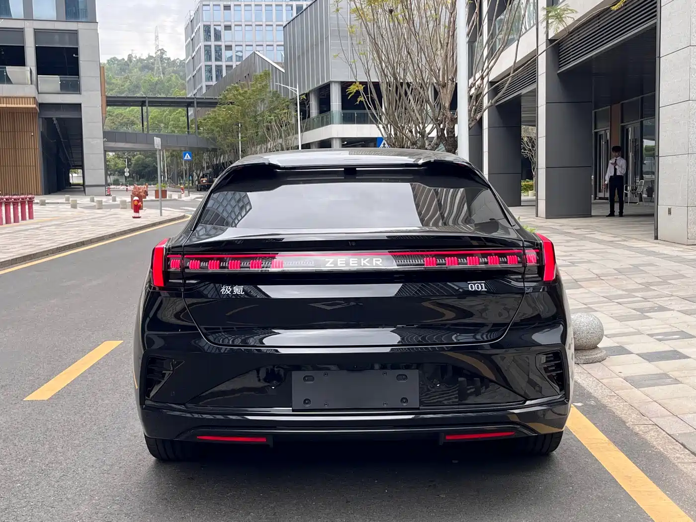 ZEEKR EXTREME KRYPTON 001
