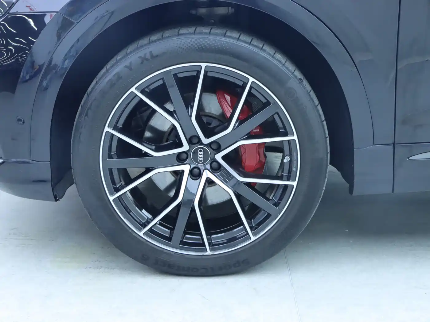 Audi Q8 2019 Model 55 TFSI Premium Dynamic фото 4