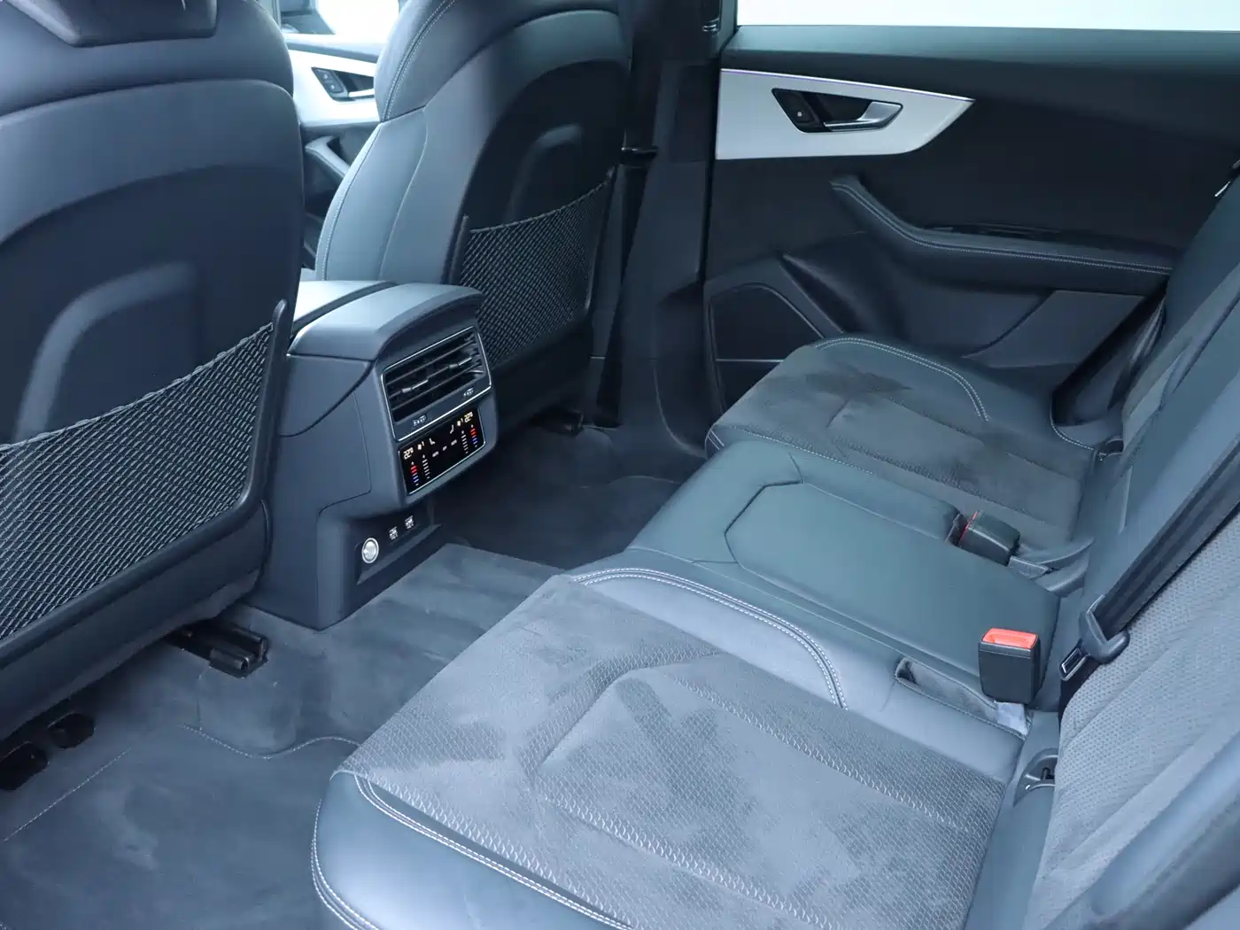 Audi Q8 2019 Model 55 TFSI Premium Dynamic фото 13