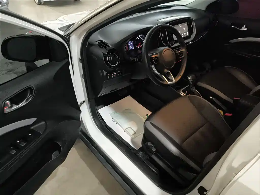 Kia KX1 2021 1.4L CVT Sunroof Version фото 13