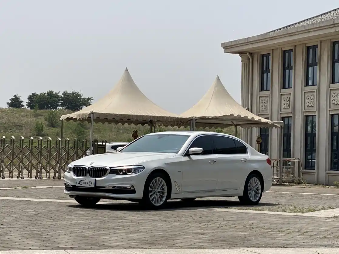BMW 5 Series 2018 Facelift 530Li Leading Luxury Package
