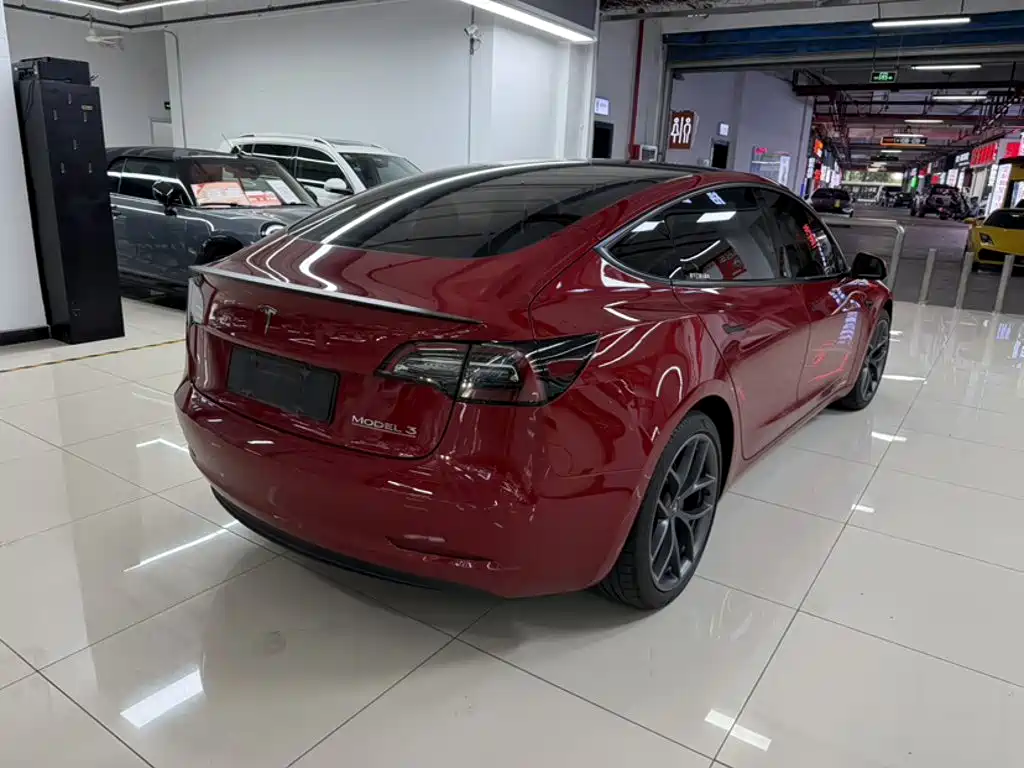 Photo 14 - Tesla Model 3