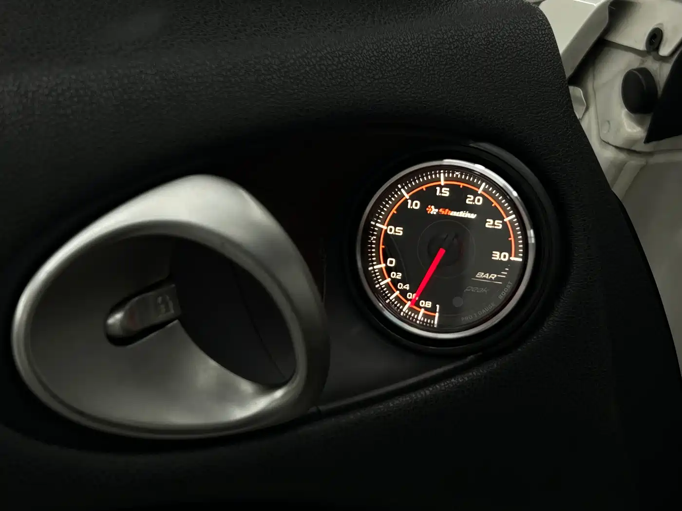Nissan 370Z 2013 3.7L Coupe фото 9